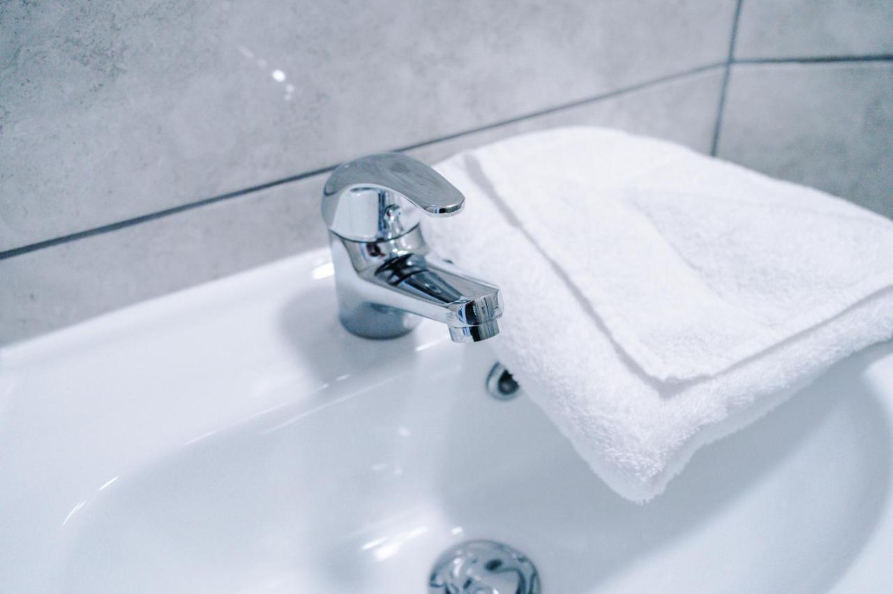 Cosy 3 Bed 3 Bath House - Central Liverpool -Self Check-In & Free Parking! Villa Buitenkant foto