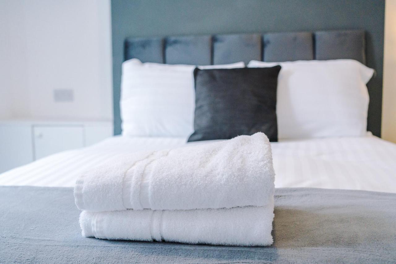 Cosy 3 Bed 3 Bath House - Central Liverpool -Self Check-In & Free Parking! Villa Buitenkant foto
