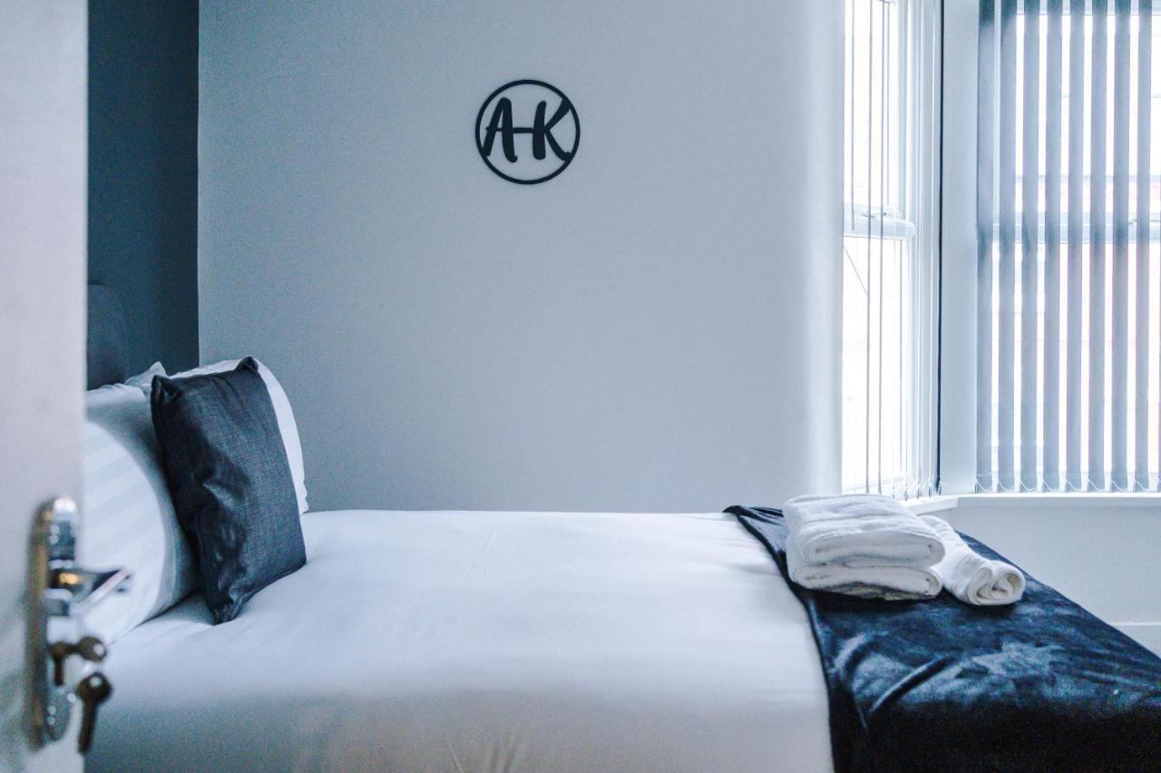 Cosy 3 Bed 3 Bath House - Central Liverpool -Self Check-In & Free Parking! Villa Buitenkant foto